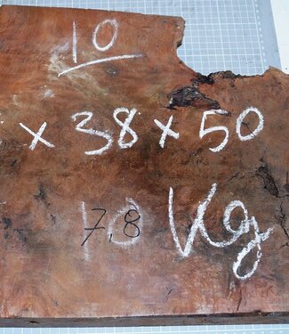 Sindora Maser, ca. 470 x 370/270 x 55 mm, 7,7 kg