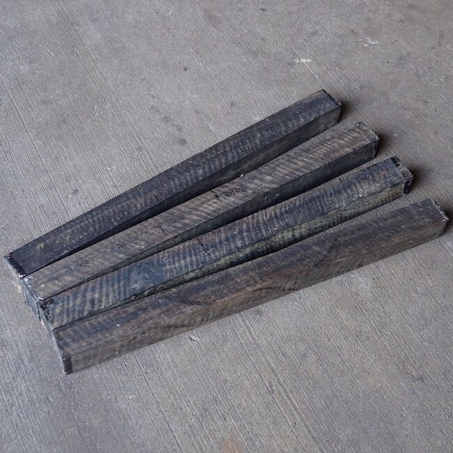 Ebony dimension, fiddleback