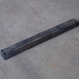 Ebony dimension, fiddleback