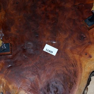 Camphor burl table, slab approx. 750 x 500 x 60 mm, height 60 cm, 11409