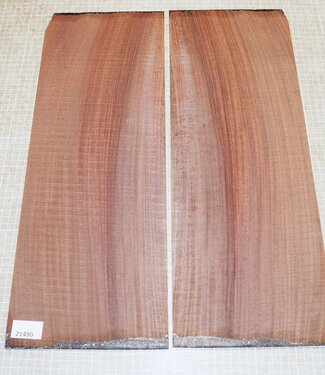 East indian rosewood, guitar bottoms, approx. 550 x 195 x 4 mm, ca. 1 kg