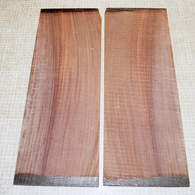 East indian rosewood, guitar bottoms, approx. 550 x 195 x 4 mm, ca. 1 kg