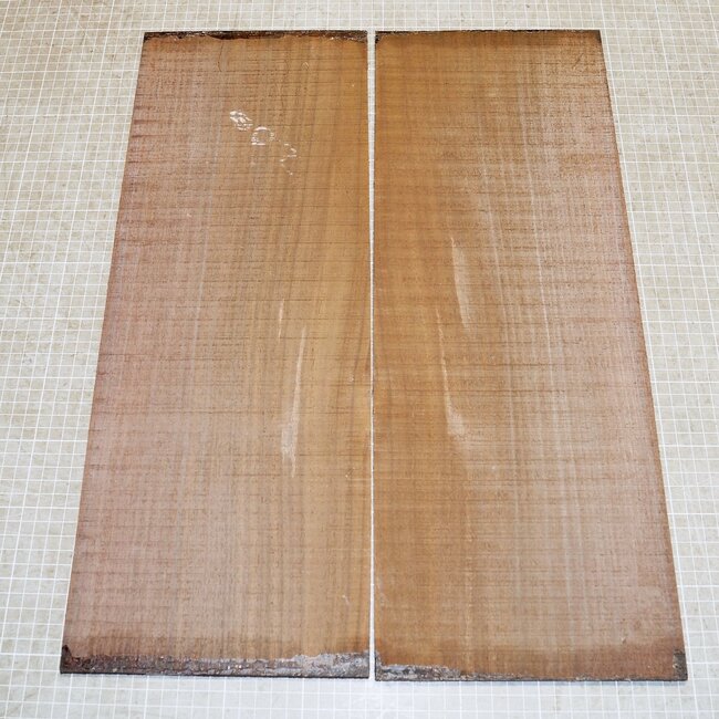 East indian rosewood, guitar bottoms, approx. 550 x 195 x 4 mm, ca. 1 kg