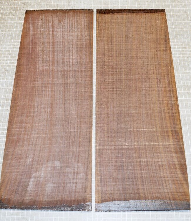 East indian rosewood, guitar bottoms, approx. 550 x 195 x 4 mm, ca. 1 kg
