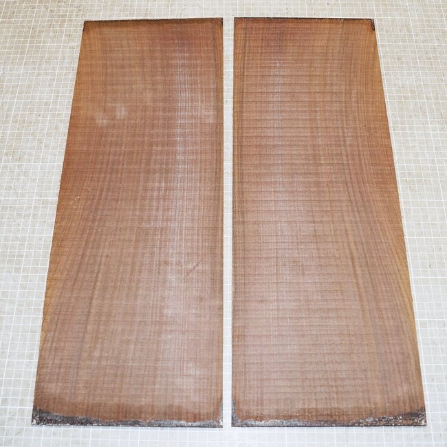East indian rosewood, guitar bottoms, approx. 550 x 195 x 4 mm, ca. 1 kg