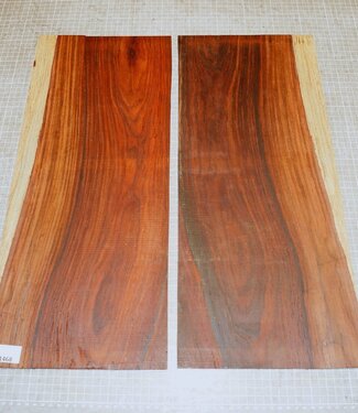 Cocobolo rosewood, guitar bottoms, approx. 550 x 230 x 3 mm, ca. 1,1 kg