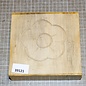Satin, Zitronenholz, ca. 160 x 160 x 52 mm, 1,2 kg