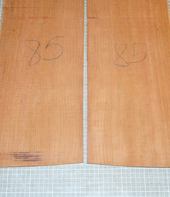 Bubinga, Böden und Zargen, gespiegelt