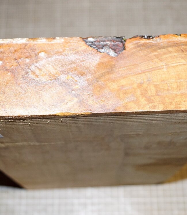 Spitzahorn geriegelt, ca. 380 x 205 x 49 mm, 2,3 kg