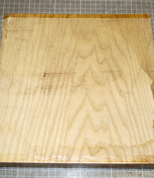 Esche, ca. 255 x 255 x 50 mm, 2,1 kg