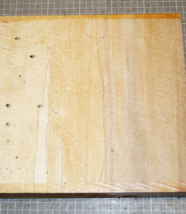 Beech, approx. 255 x 245 x 48 mm, 1,6 kg