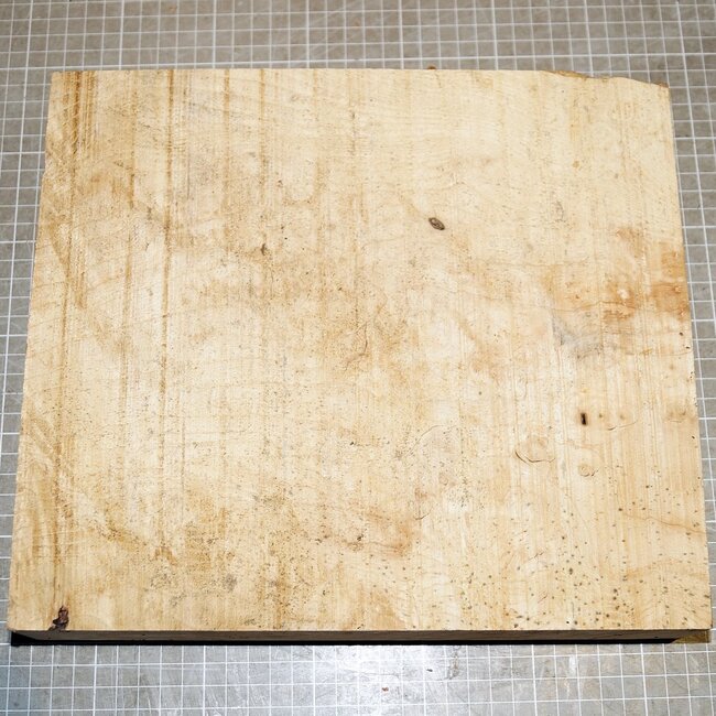 Esche Maser, ca. 290 x 260 x 52 mm, 3,0 kg