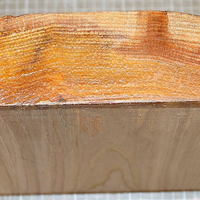 Dutch Elm, approx. 230 x 230 x 56 mm, 1,8 kg