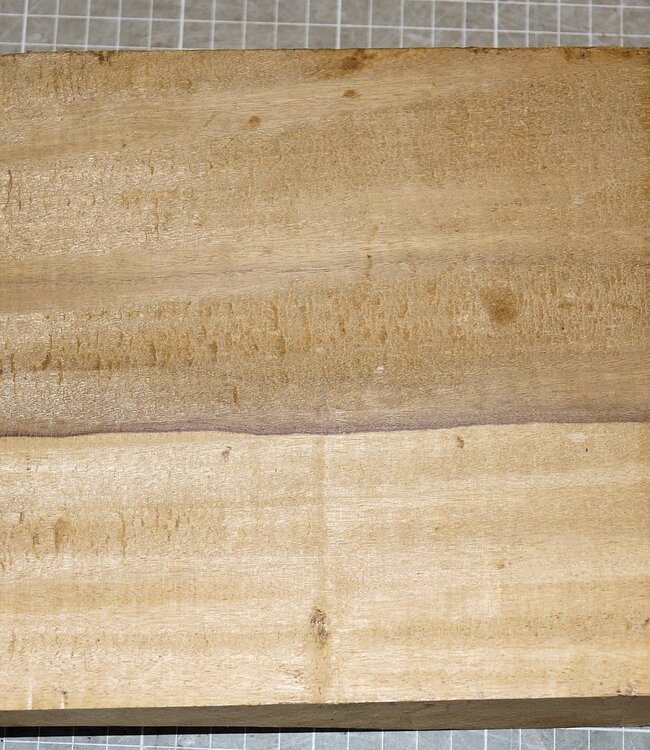 African Birch, approx. 190 x 180 x 60 mm, 2,22 kg