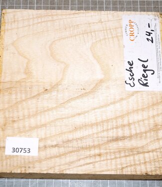 Esche Riegel, ca. 210 x 210 x 50 mm, 1,4 kg