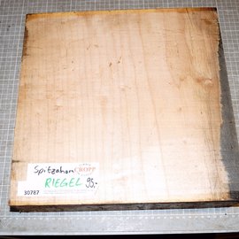Spitzahorn, Riegel, ca. 330 x 330 x 80 mm, 5,5 kg