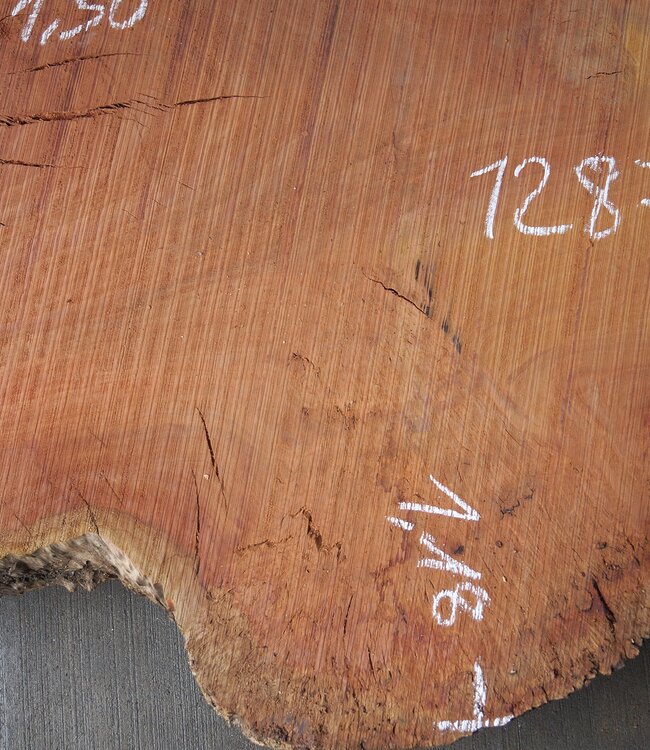 Eukalyptus Maser Tischplatte, ca. 1300 x 1180/610 x 52 mm, 12875