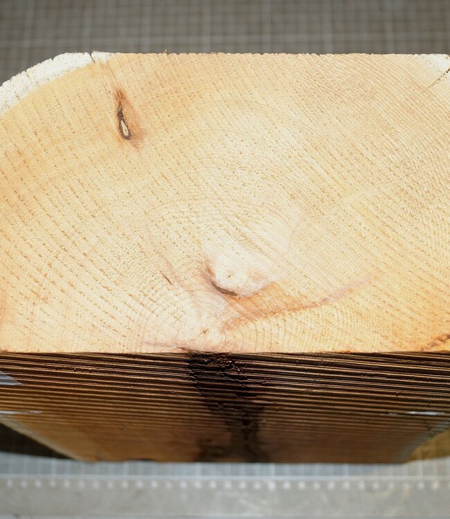 Eibe, ca. 285 x 235 x 125 mm, 4,8 kg