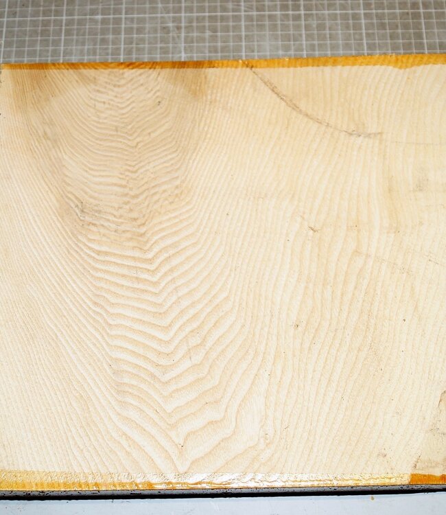 Esche Oliv, ca. 310 x 320 x 50mm, 3,2 kg