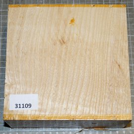 Esche, ca. 170 x 165 x 70mm, 1,4 kg