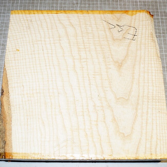 Esche Riegel, ca. 320 x 320 x 50mm, 3,5 kg