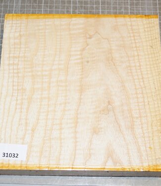 Esche Riegel, ca. 230 x 240 x 51mm, 2,0 kg