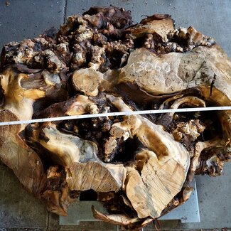 Buckeye Maser Tischsockel, ca. 1600 x 1500 x 250 mm, 13060