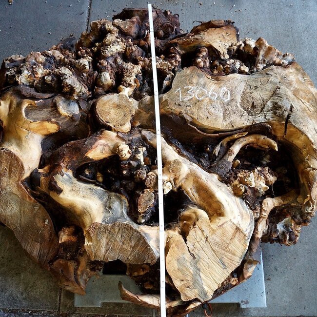 Buckeye Maser Tischsockel, ca. 1600 x 1500 x 250 mm, 13060