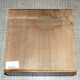 Walnut, europ., approx. 210 x 210 x 64 mm, 1,8 kg