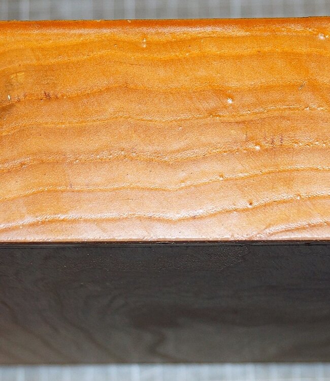 Esche Riegel, ca. 230 x 230 x 64mm, 2,6kg,