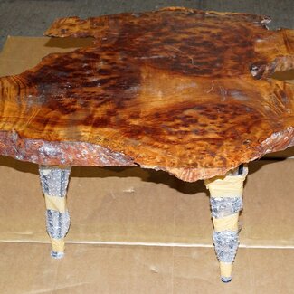Camphor burl table, slab approx. 700 x 700 x 55 mm, height 60 cm,11412