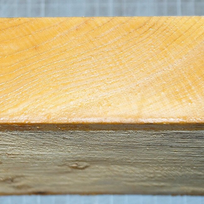 Esche, ca. 190 x 190 x 55 mm, 1,3 kg