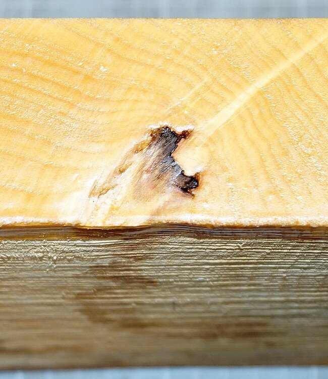 Esche, ca. 200 x 195 x 50 mm, 1,3 kg