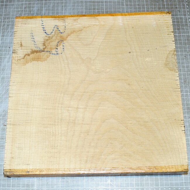 Esche, Maser, ca. 345 x 345 x 50 mm, 4 kg