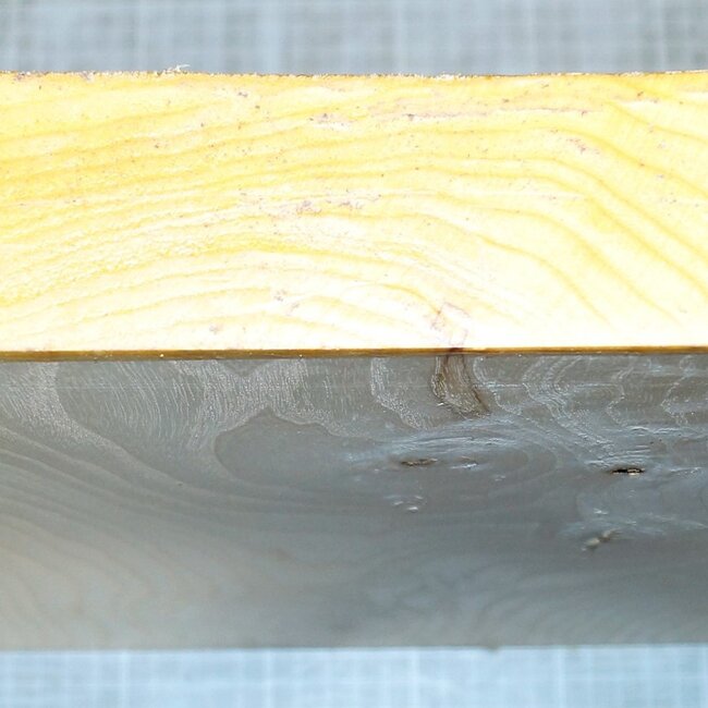 Esche, Maser, ca. 345 x 345 x 50 mm, 4 kg