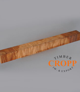 Sapeli pommelé Mahogany Dimension