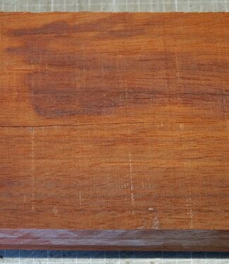 Padouk, ca. 255 x 155 x 65mm, 2,04kg