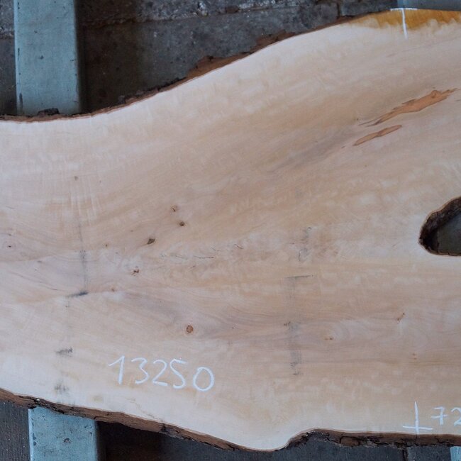 Pearwood, fiddleback, approx. 1200 x 720/420 x 45 mm, 13250