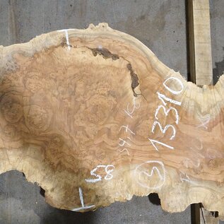 Amboyna burl board, approx. 2500(2800) x 330 x 45 mm, 13310