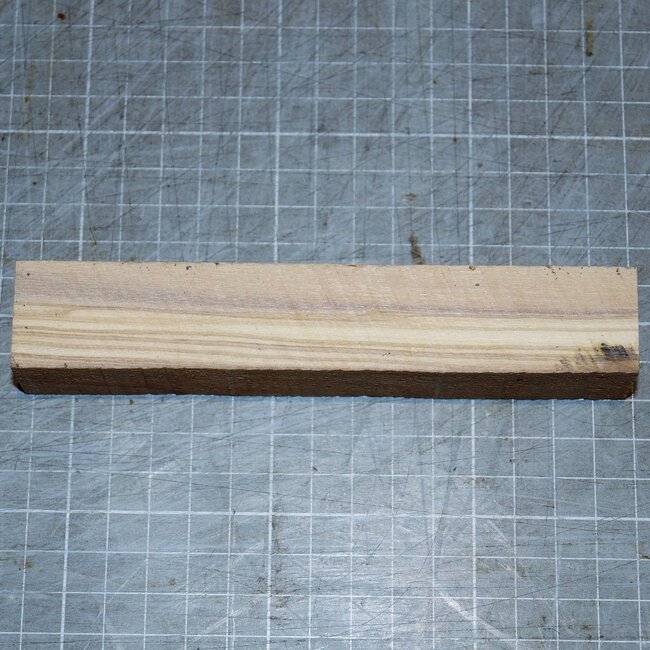 Olive, approx. 200 x 200 x 52mm, 2,16 kg