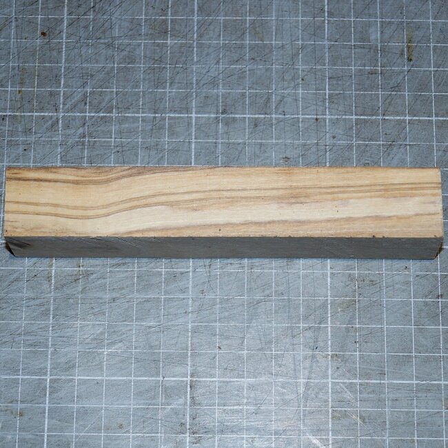 Olive, approx. 200 x 200 x 52mm, 2,16 kg