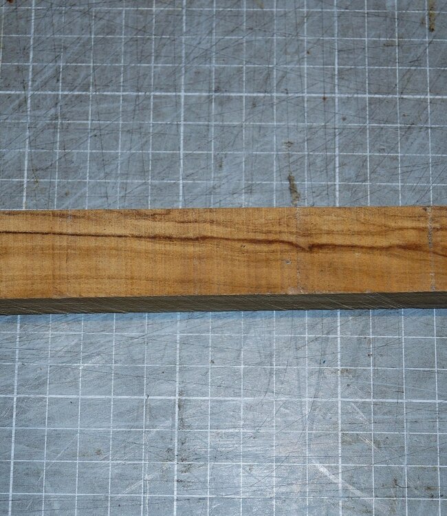 Olive, approx. 200 x 200 x 52mm, 2,16 kg