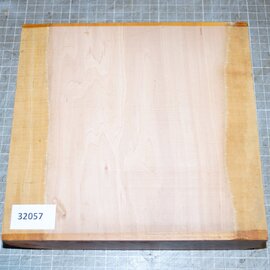 European cherry approx. 220 x 215 x 50mm, 1,6kg