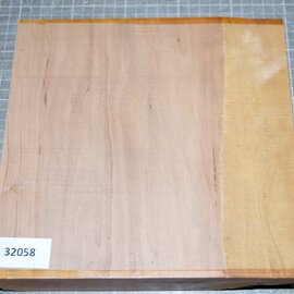 European cherry approx. 220 x 215 x 50mm, 1,4kg