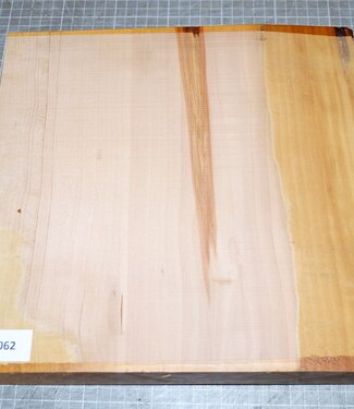 European cherry approx. 285 x 282 x 47mm, 2,6kg