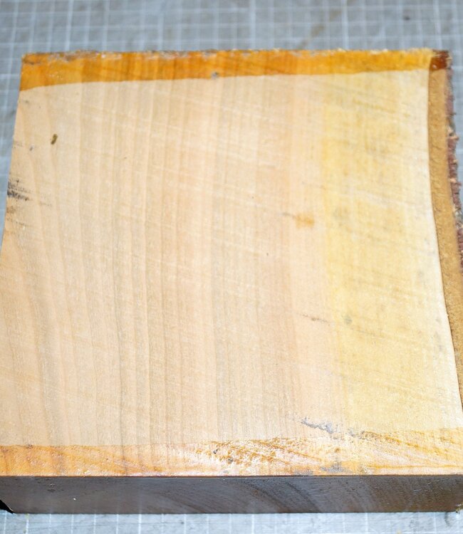 European cherry approx. 190 x 190 x 78mm, 1,58kg