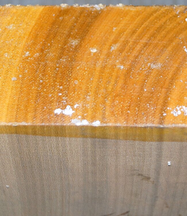 European cherry approx. 190 x 190 x 78mm, 1,58kg