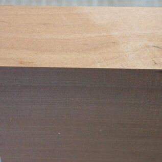 Pearwood, steamed, approx. 252 x 134 x 50mm, 1,18kg