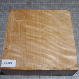 Birch flamed, approx.  210 x 210 x 62-66mm, 2,04kg