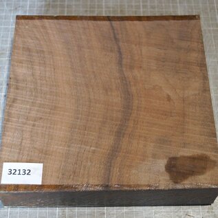 Black Walnut, ca. 215 x 212 x 52mm, 1,7kg